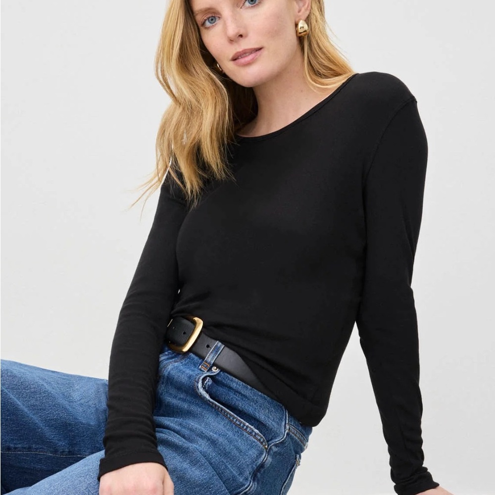 Splendid The Classic Long Sleeve Tee Color Black / Size XL in perfect condition